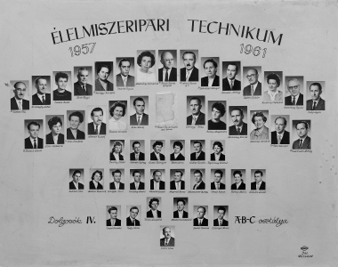 LELMISZERIPARI TECHNIKUM 1957-1961 DOLGOZOK IV. A-B-C OSZTLYA.